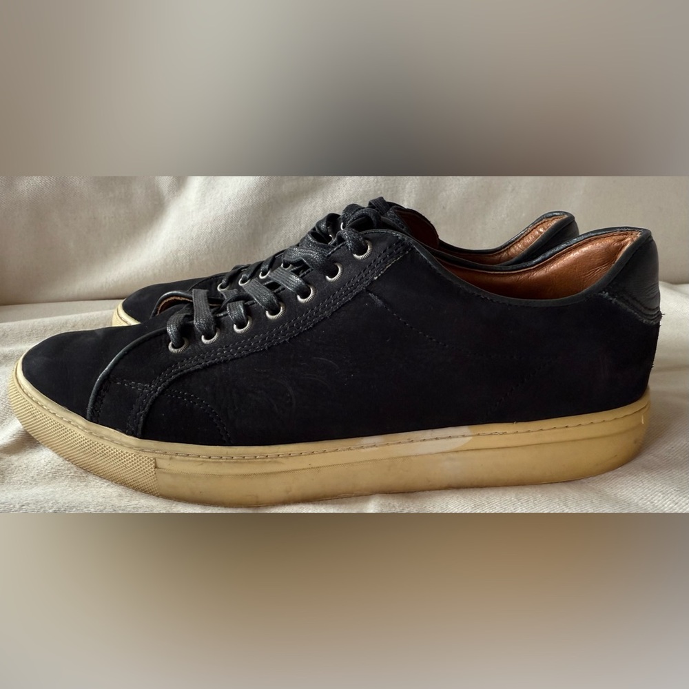 Frye Men's Walker Low Lace sneaker in black suede/leather SZ11